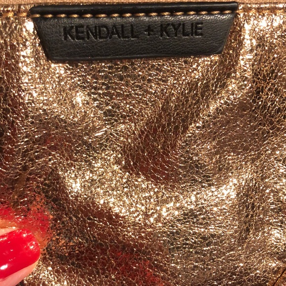 COPY - ❤️5/$15 Kendall & Kylie makeup bag - Picture 3 of 5